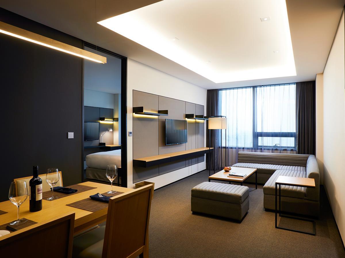 Glad Mapo Hotel Seoul Exterior photo
